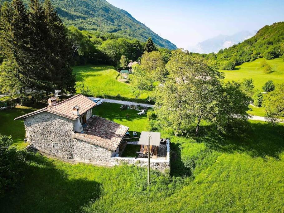 Ceniga Casa Al Castagnetoヴィラ エクステリア 写真