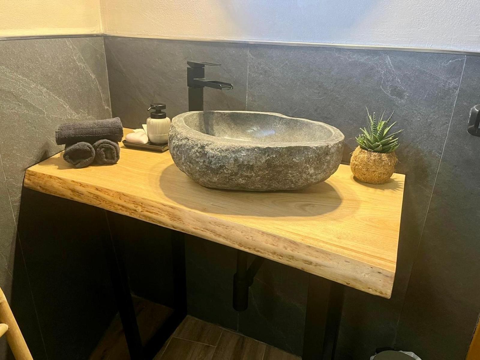 Ceniga Casa Al Castagnetoヴィラ エクステリア 写真